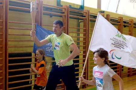 SLOVENSKA BAKLA V CERKNICI 22 FOTO LJUBO VUKELIČ